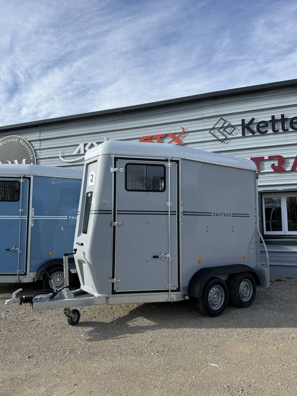 Paardentrailers Fautras PROVAN CLASSIC 2 Paarden 2026 Nieuw