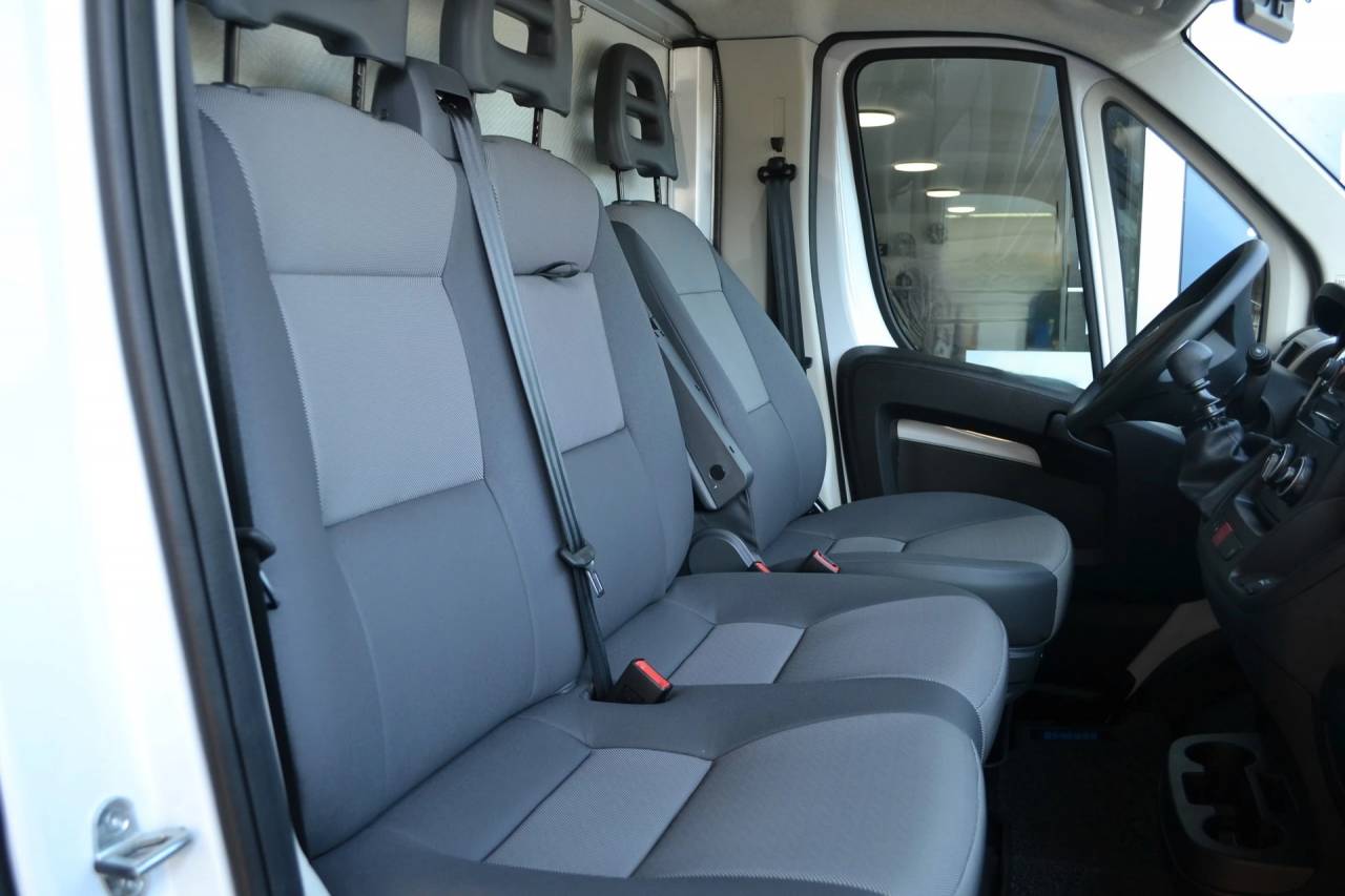 Kleine paardenvrachtwagen (B rijbewijs) Autre marque PEUGEOT 0 Nieuw