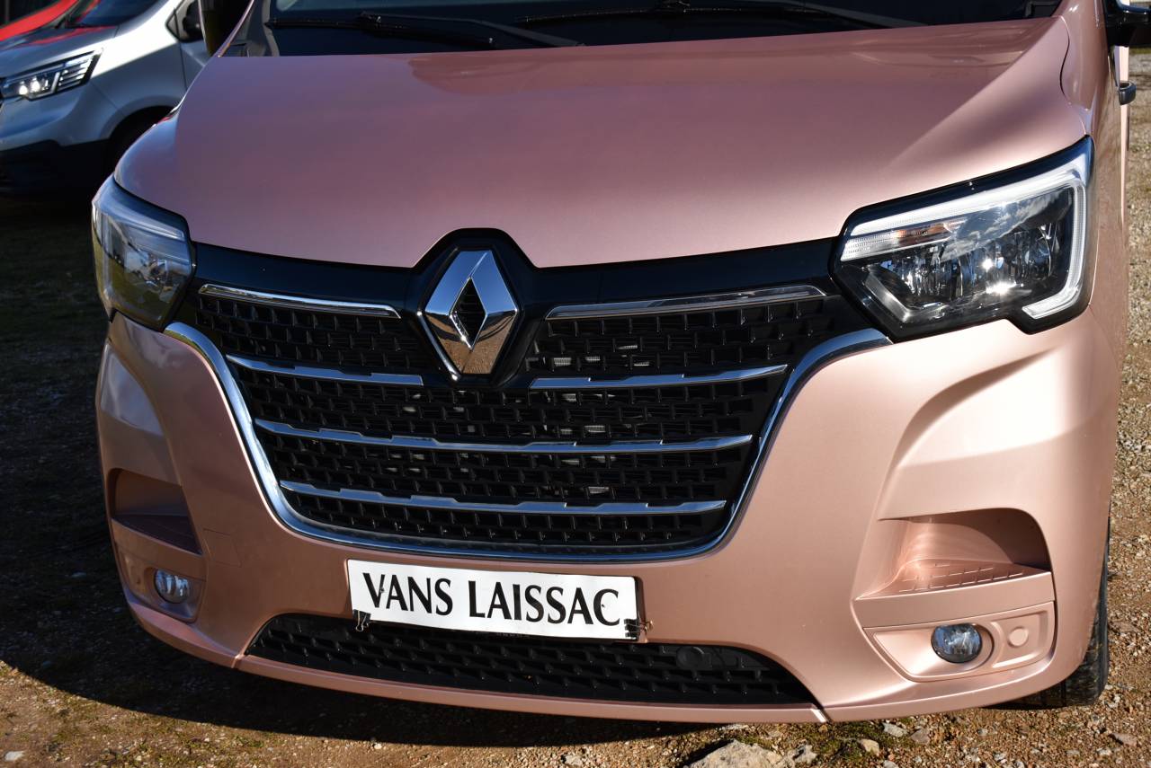 Kleine paardenvrachtwagen (B rijbewijs) Laissac bedrijfsauto's Master 2021 Tweedehands