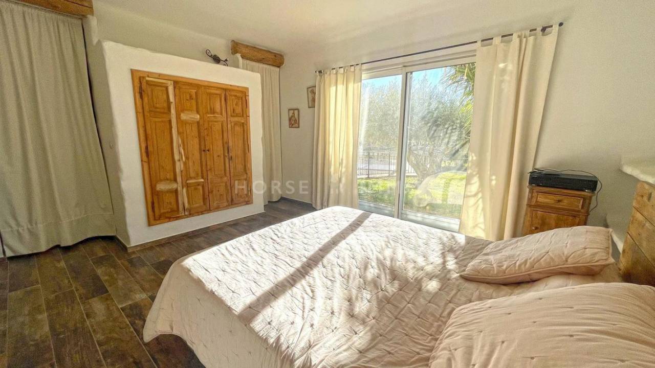 Hippisch vastgoed Koop H&eacute;rault