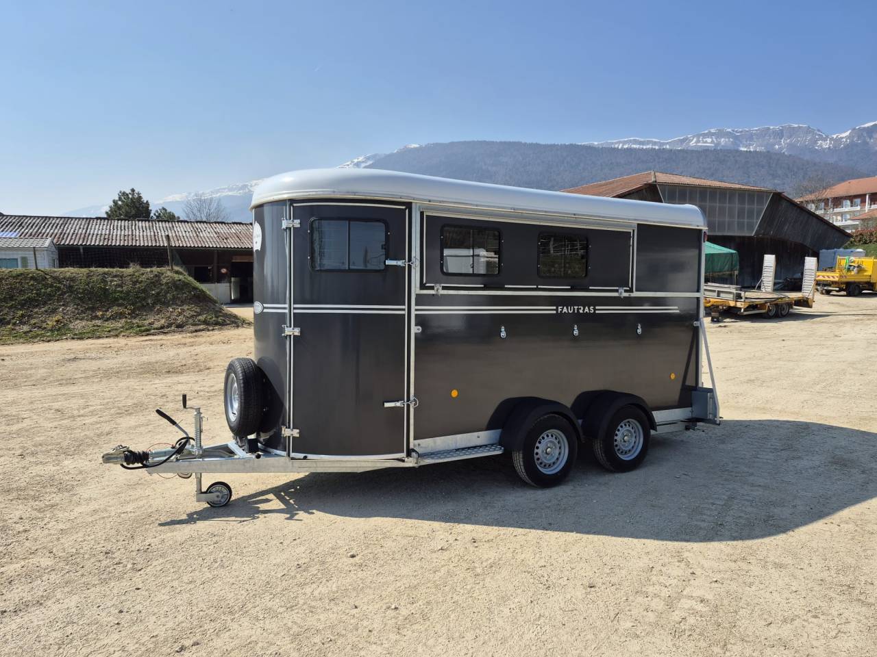 Paardentrailers Fautras oblic +3 3 Paarden 2026 Nieuw