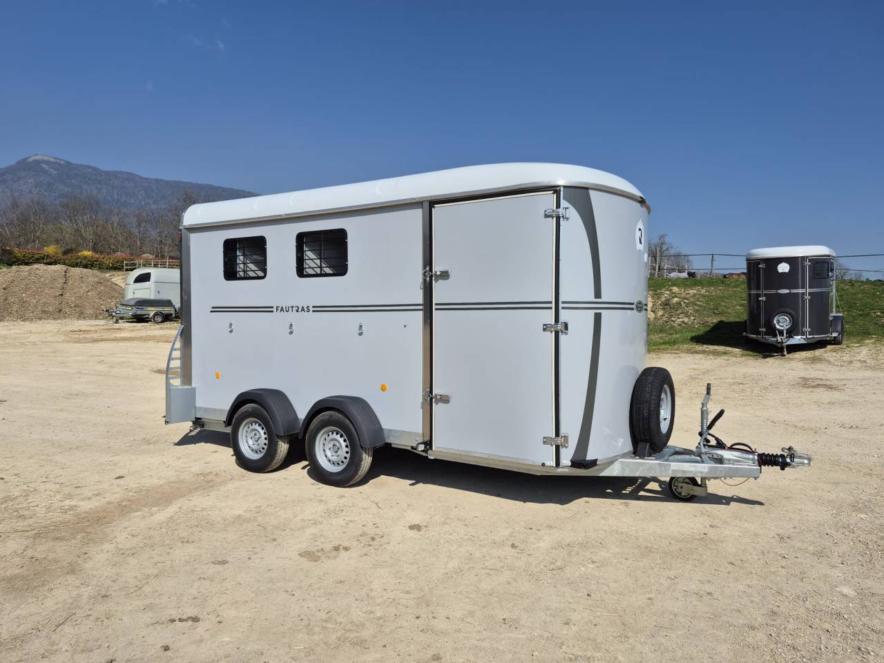 Paardentrailers Fautras oblic X3 3 Paarden 2026 Nieuw