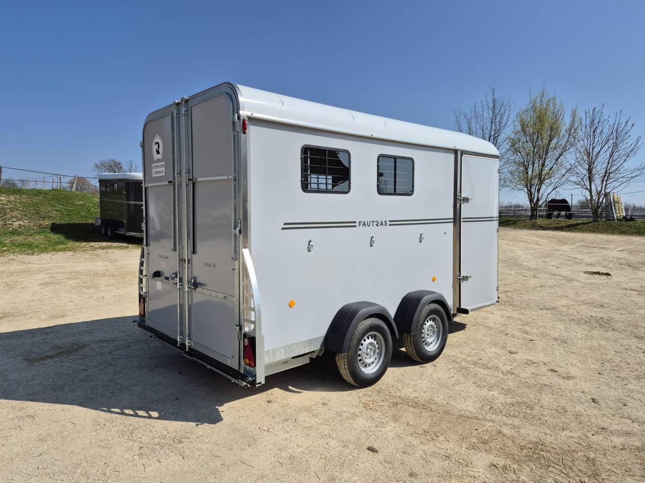 Paardentrailers Fautras oblic X3 3 Paarden 2026 Nieuw