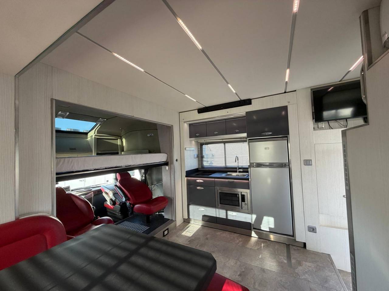 Zware paardenvrachtwagen (groot rijbewijs) Volvo Paillard 2017 Tweedehands