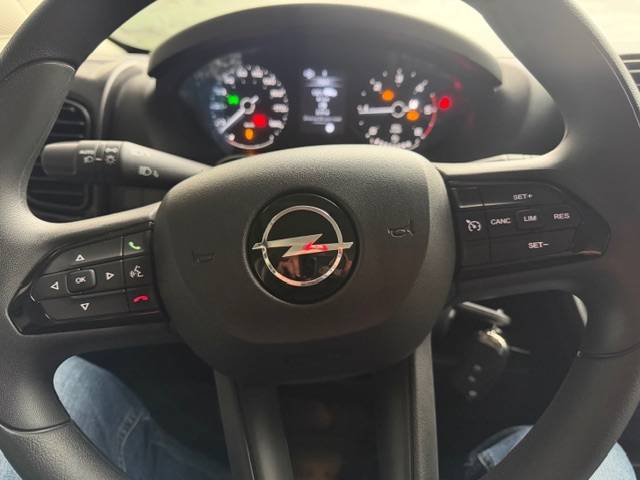 Kleine paardenvrachtwagen (B rijbewijs) AKX Opel Movano 2026 Nieuw