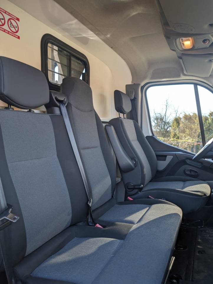 Kleine paardenvrachtwagen (B rijbewijs) Ameline HARAS 3 PLACES RENAULT MASTER 2016 Tweedehands