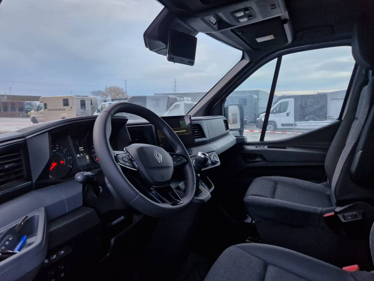 Kleine paardenvrachtwagen (B rijbewijs) AKX Akx stallion 2026 Nieuw