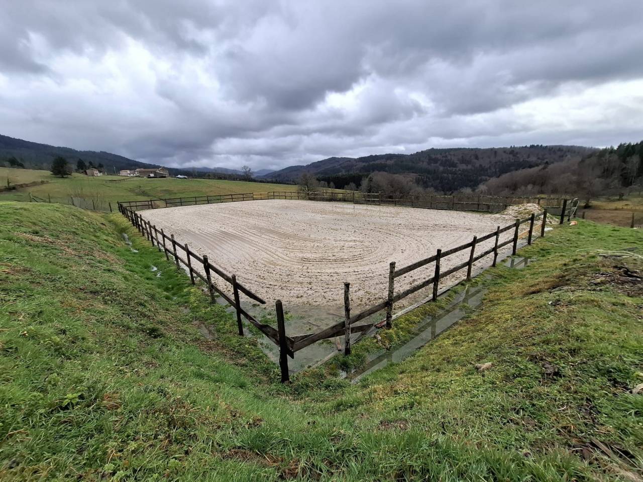 Paarden accommodatie Koop Puy-de-D&ocirc;me