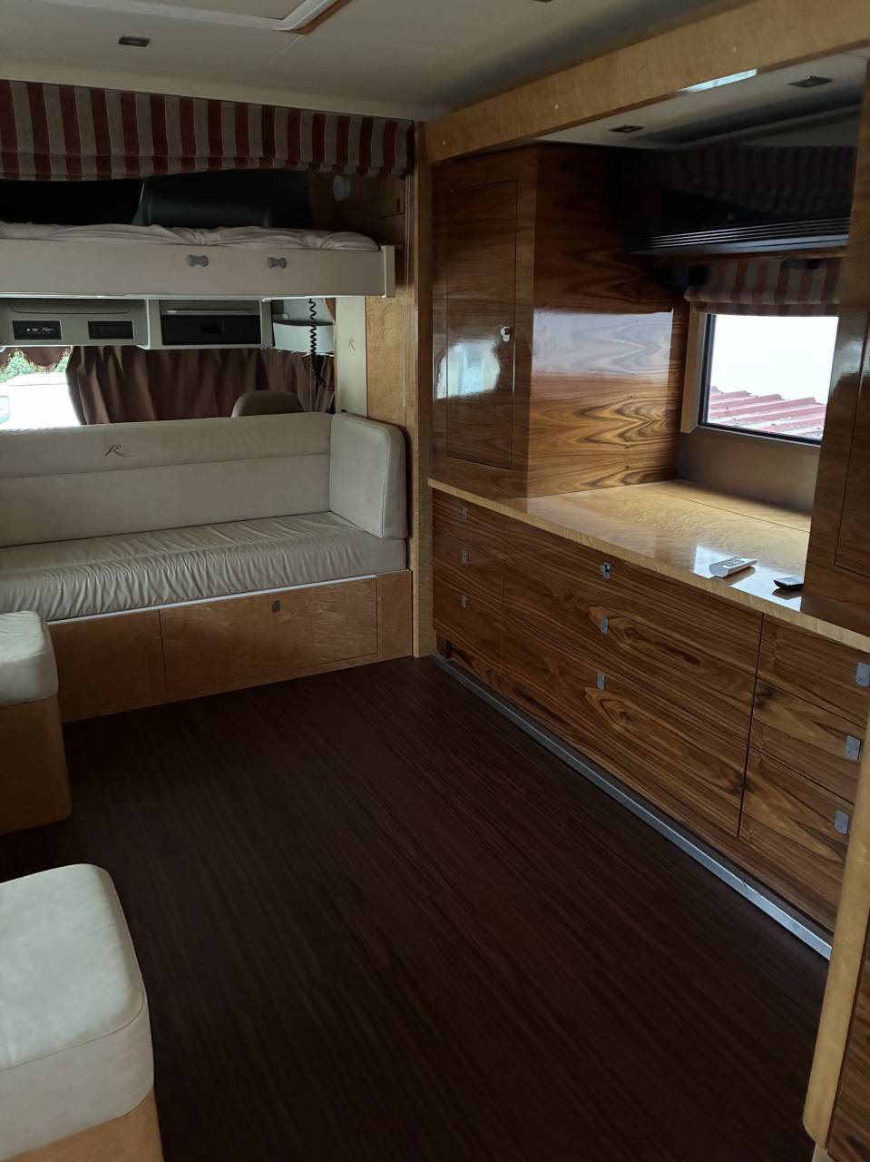 Zware paardenvrachtwagen (groot rijbewijs) Volvo  2014 Tweedehands