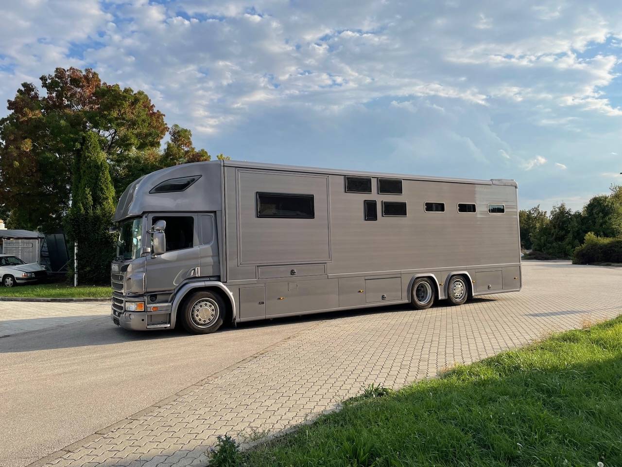Zware paardenvrachtwagen (groot rijbewijs) Scania SCANIA 0 Tweedehands