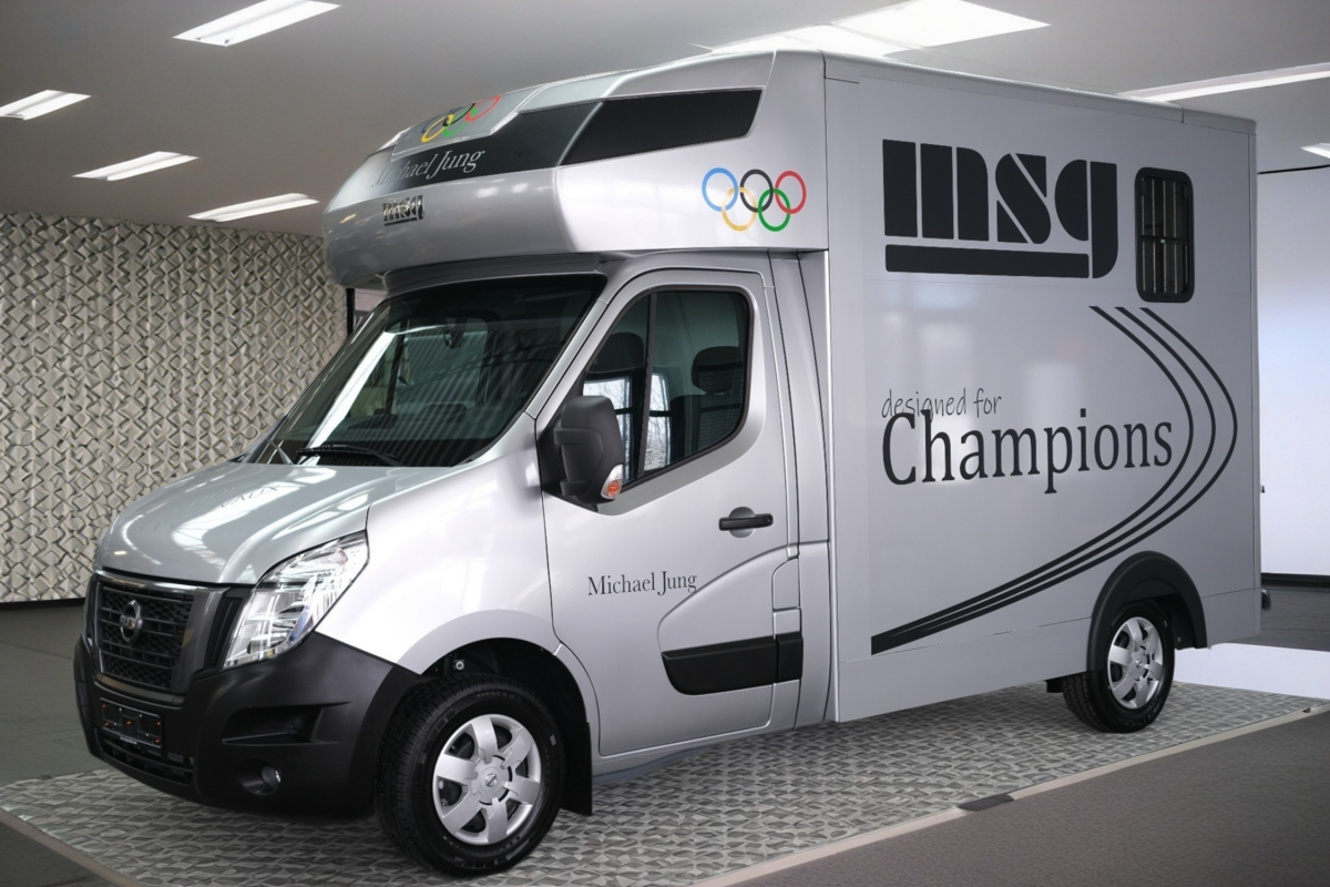 Kleine paardenvrachtwagen (B rijbewijs) Autre marque NISSAN 0 Nieuw