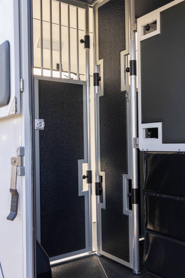 Kleine paardenvrachtwagen (B rijbewijs) Fiat  FIAT DUCATO 2016 Tweedehands