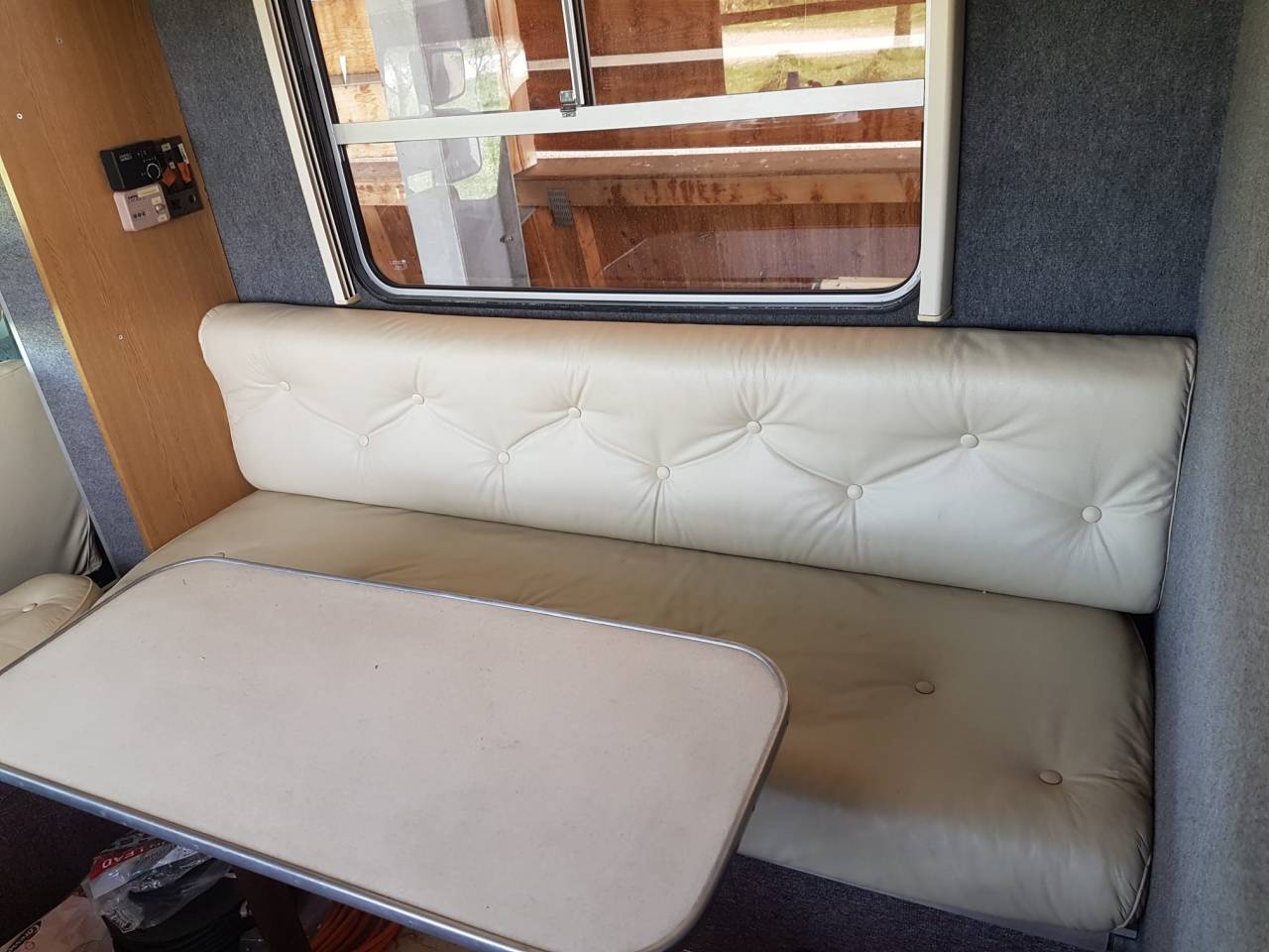 Zware paardenvrachtwagen (groot rijbewijs) Renault middlum 2006 Tweedehands