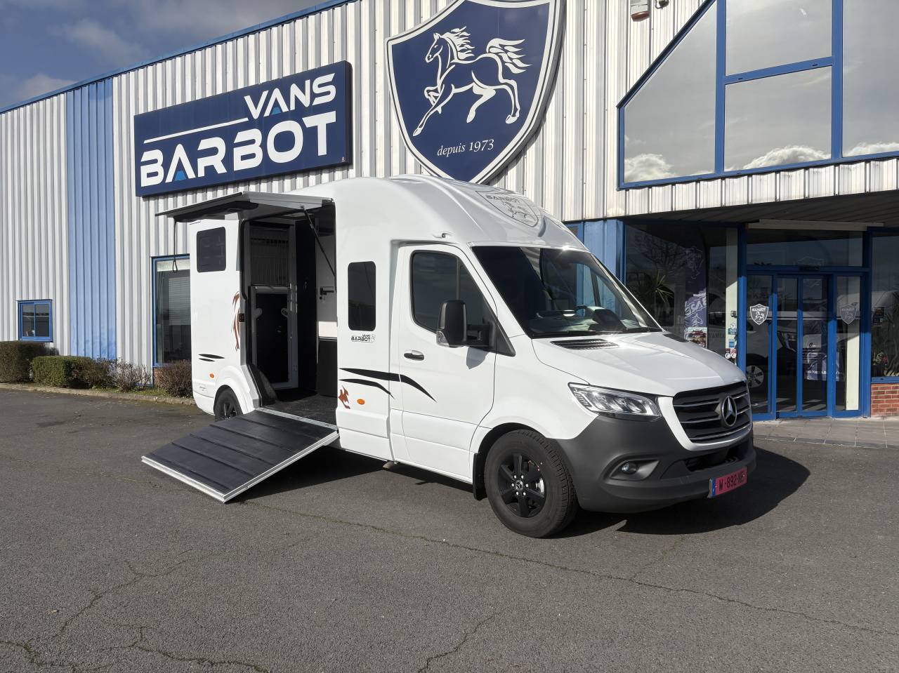 Kleine paardenvrachtwagen (B rijbewijs) Barbot Sprinter 2026 Nieuw