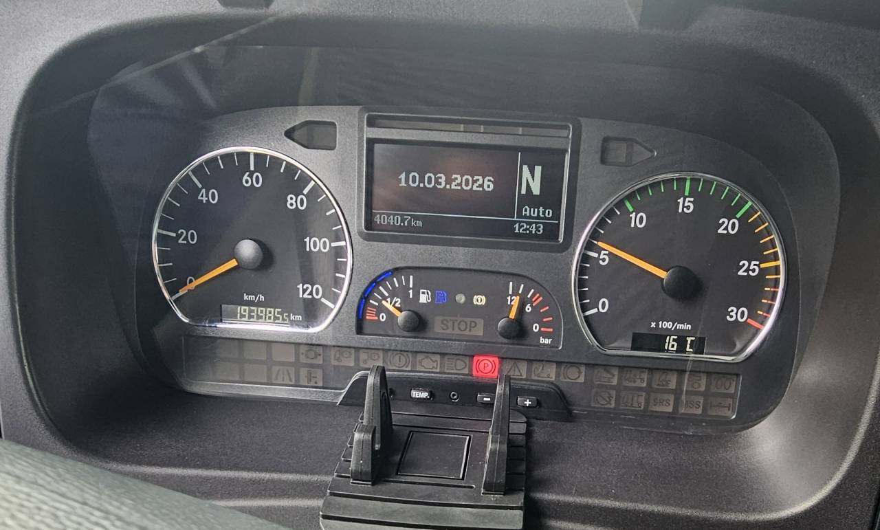 Zware paardenvrachtwagen (groot rijbewijs) Mercedes ATEGO 2013 Tweedehands