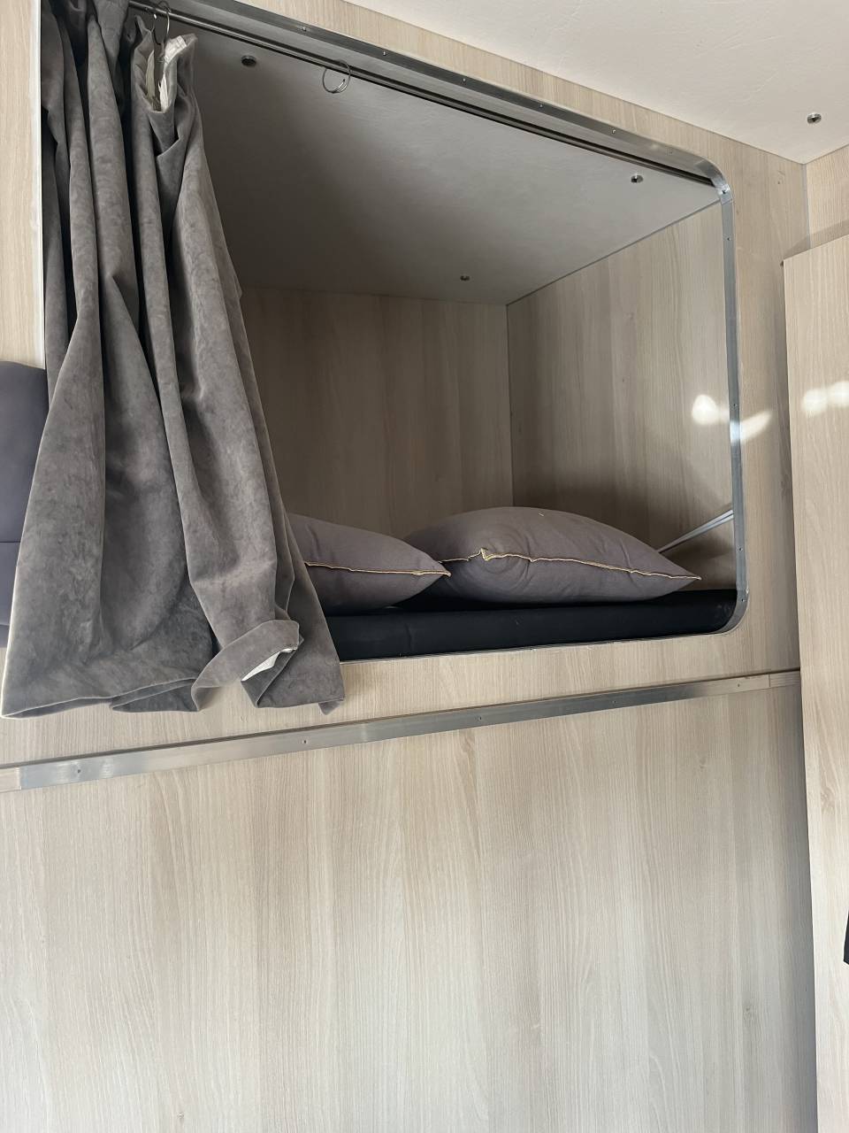 Zware paardenvrachtwagen (groot rijbewijs) Renault Premium 2012 Tweedehands