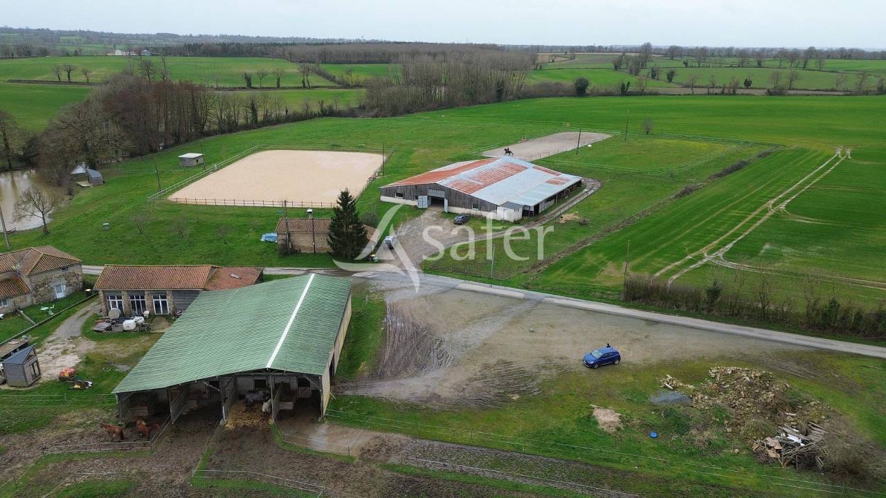Hippisch vastgoed Koop Deux-S&egrave;vres
