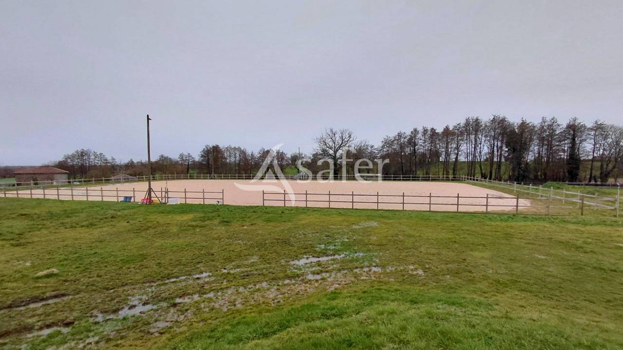 Hippisch vastgoed Koop Deux-S&egrave;vres