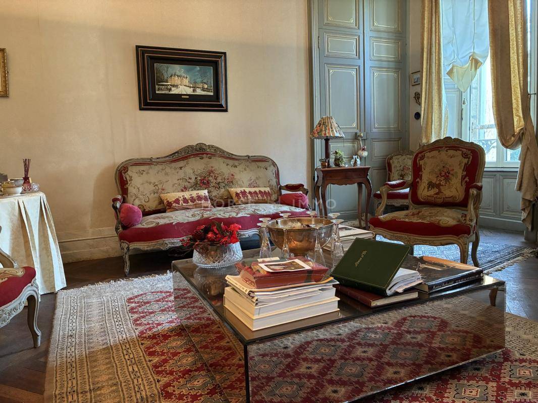 Mooi hippisch vastgoed Koop Vend&eacute;e