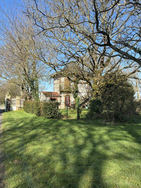 Mooi hippisch vastgoed Koop Vend&eacute;e