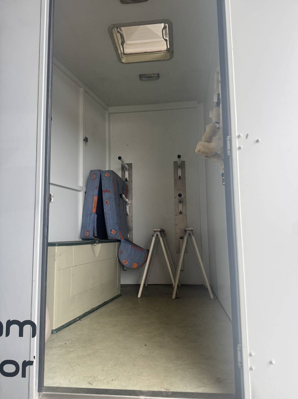 Zware paardenvrachtwagen (groot rijbewijs) Theault  2009 Tweedehands