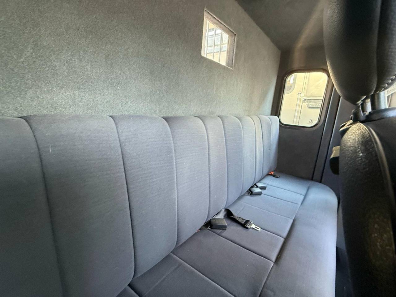 Kleine paardenvrachtwagen (B rijbewijs) Renault Master 2007 Tweedehands