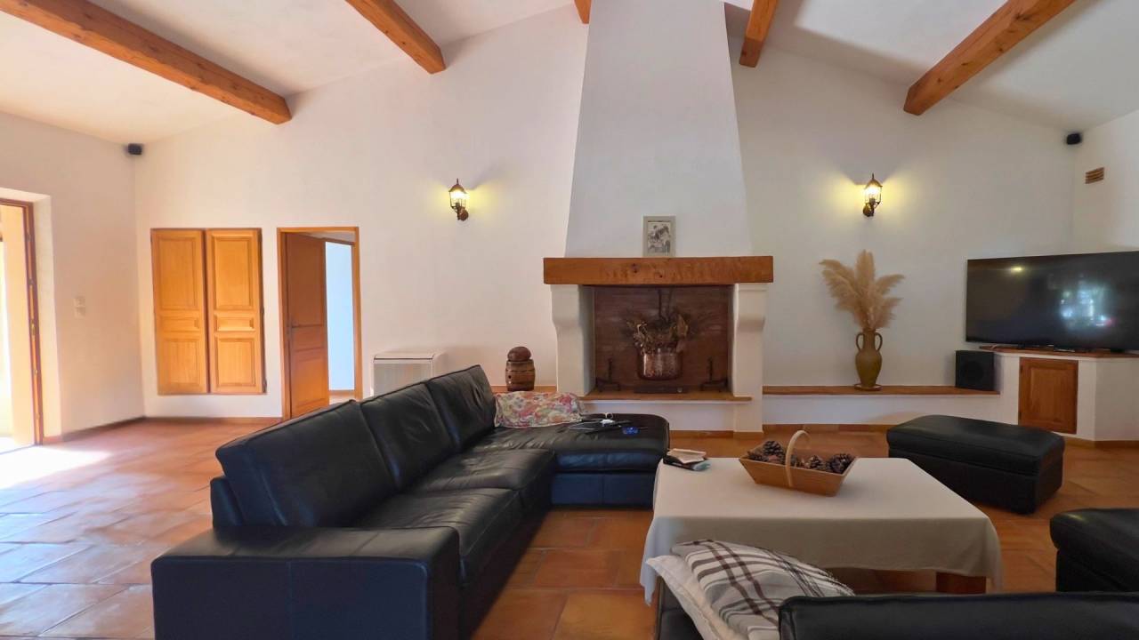 Mooi hippisch vastgoed Koop Var