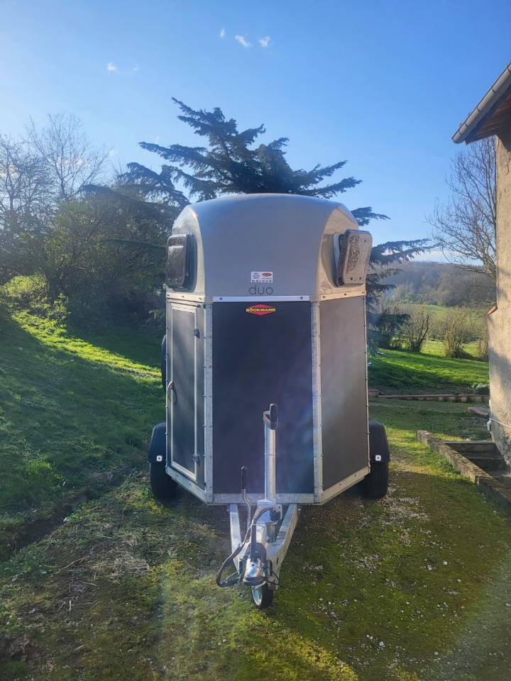 Paardentrailers Bockmann Duo esprit Silver+Black 2 Paarden 2022 Tweedehands