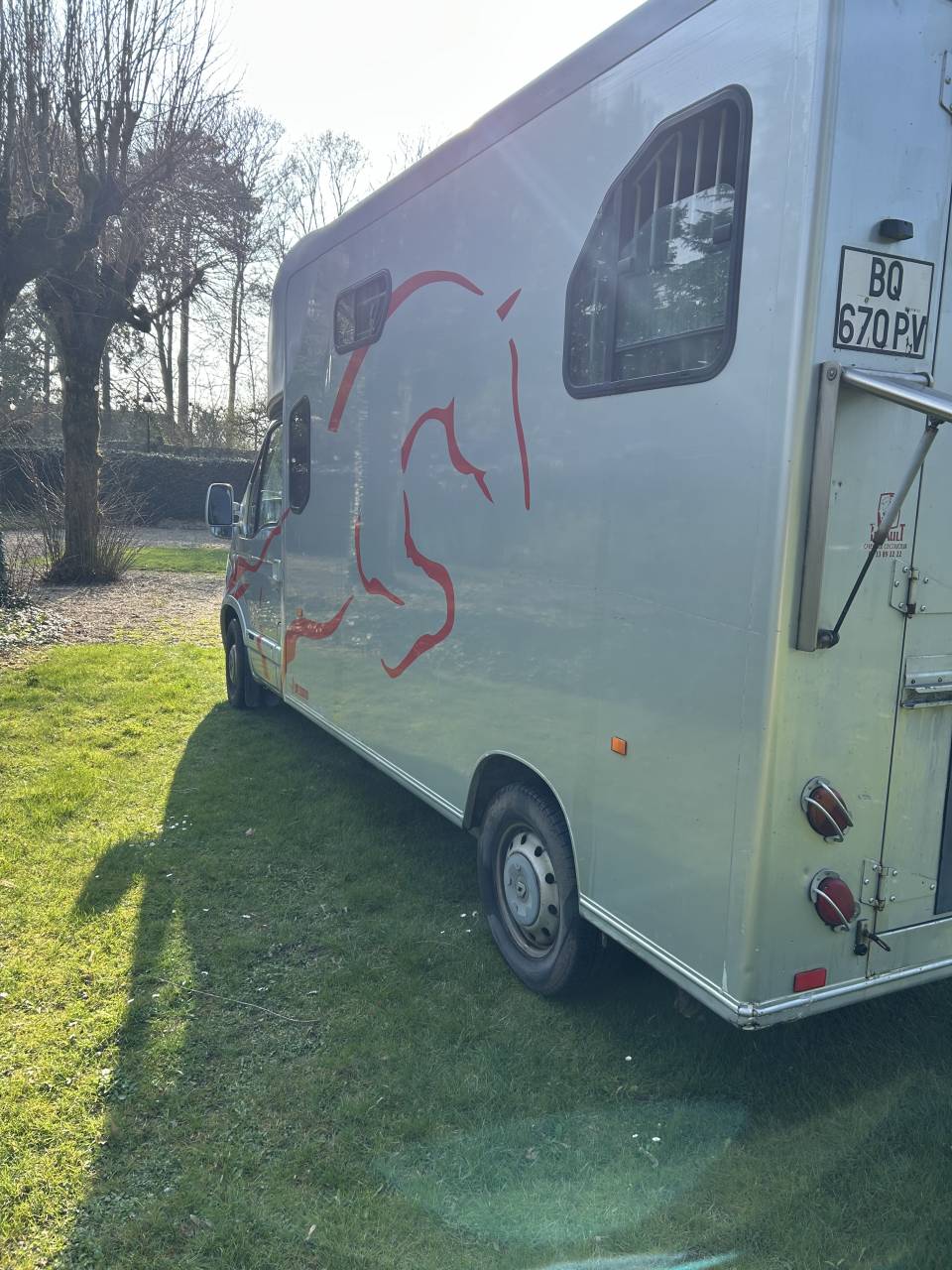 Kleine paardenvrachtwagen (B rijbewijs) Renault Master 2 2006 Tweedehands