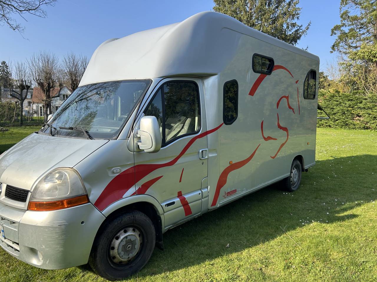 Kleine paardenvrachtwagen (B rijbewijs) Renault Master 2 2006 Tweedehands
