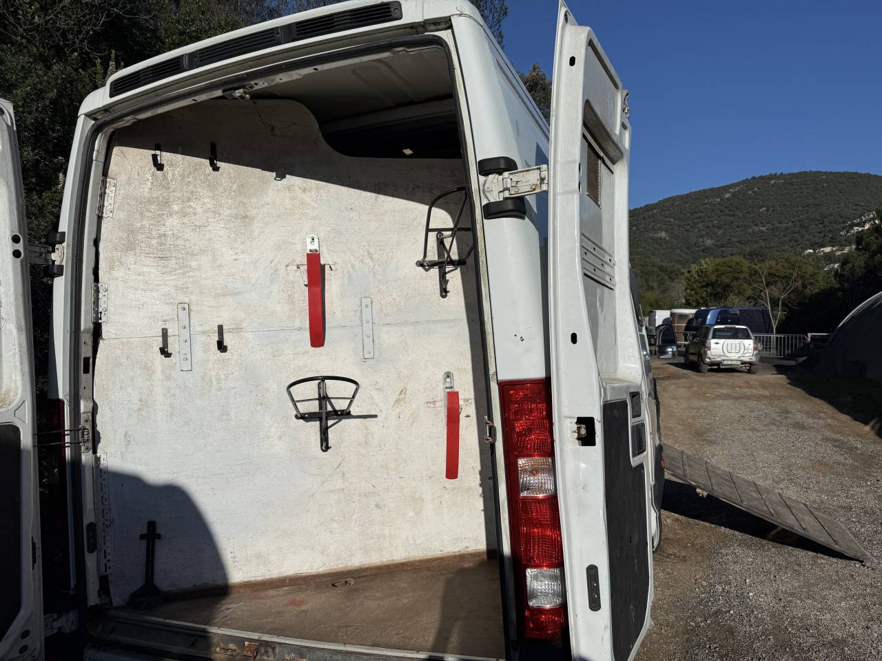 Kleine paardenvrachtwagen (B rijbewijs) Iveco Daily 2007 Tweedehands