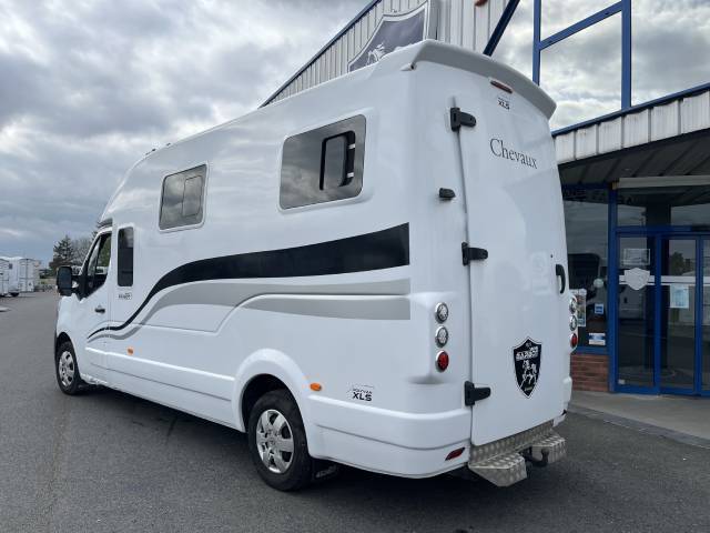 Kleine paardenvrachtwagen (B rijbewijs) Barbot master 2021 Tweedehands