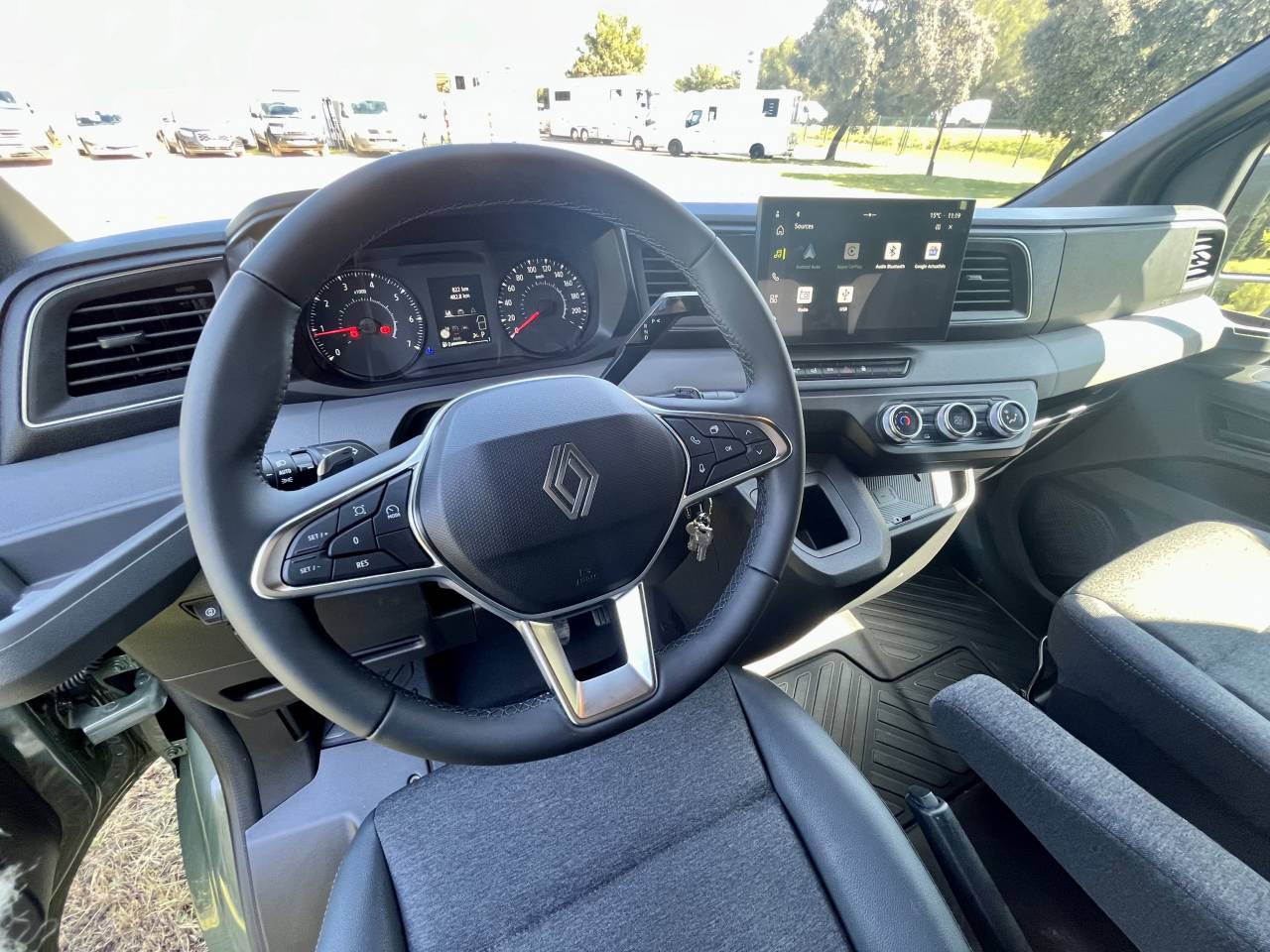 Kleine paardenvrachtwagen (B rijbewijs) AKX  2026 Nieuw