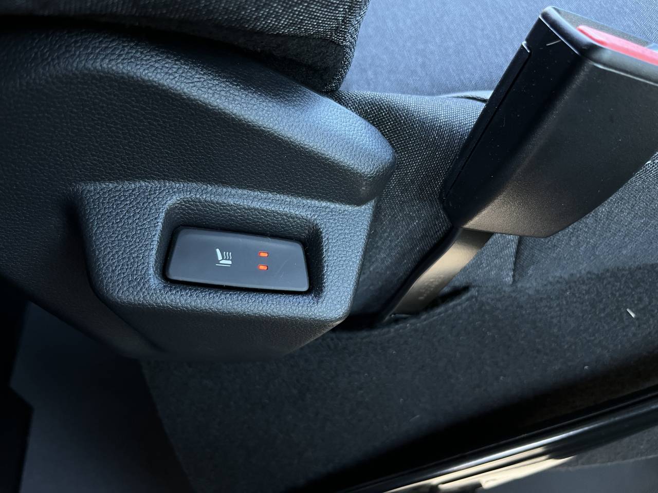 Kleine paardenvrachtwagen (B rijbewijs) AKX  2026 Nieuw