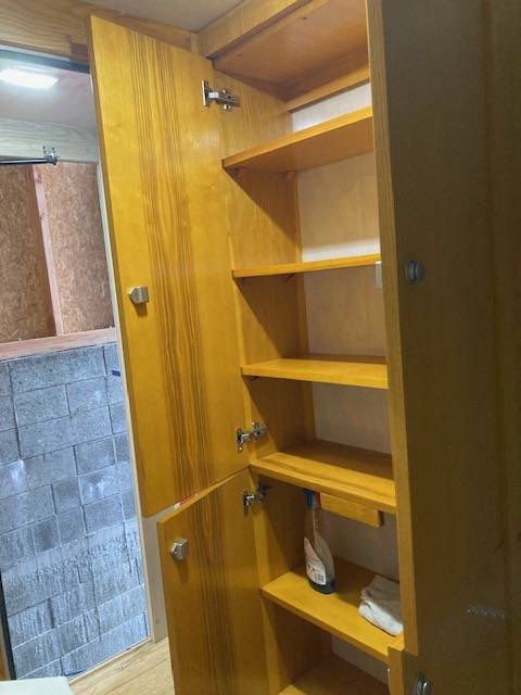 Zware paardenvrachtwagen (groot rijbewijs) Renault 44HH1 2011 Tweedehands