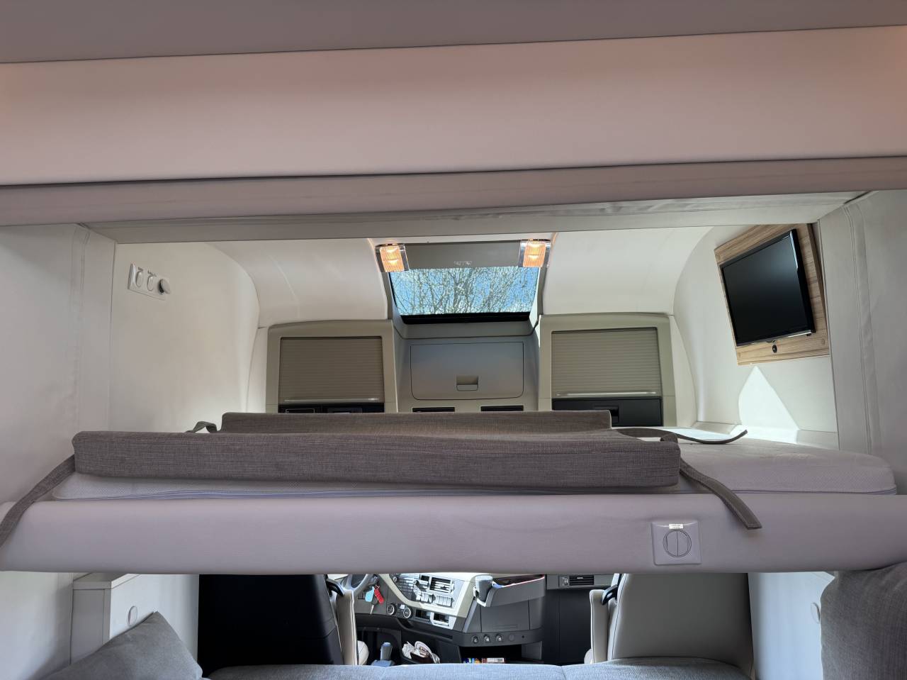 Zware paardenvrachtwagen (groot rijbewijs) STX  2016 Tweedehands