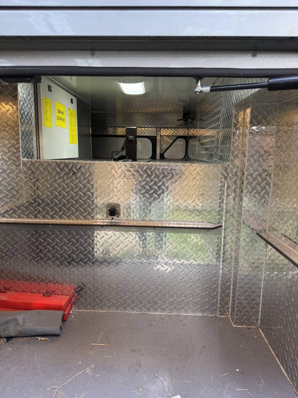 Zware paardenvrachtwagen (groot rijbewijs) STX  2016 Tweedehands