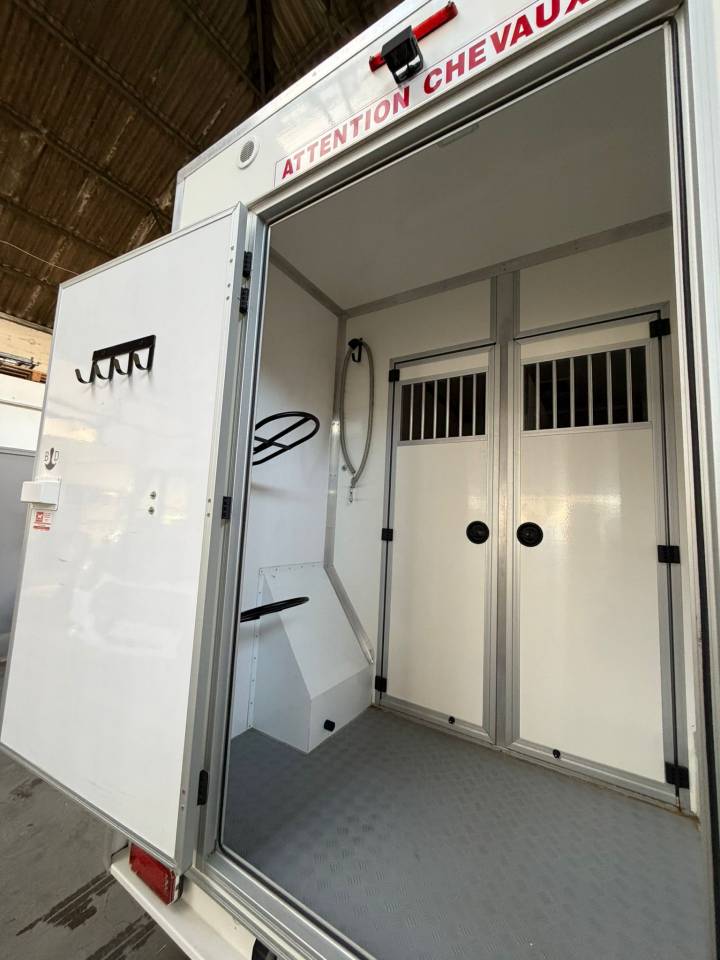 Kleine paardenvrachtwagen (B rijbewijs) ACR  2016 Tweedehands