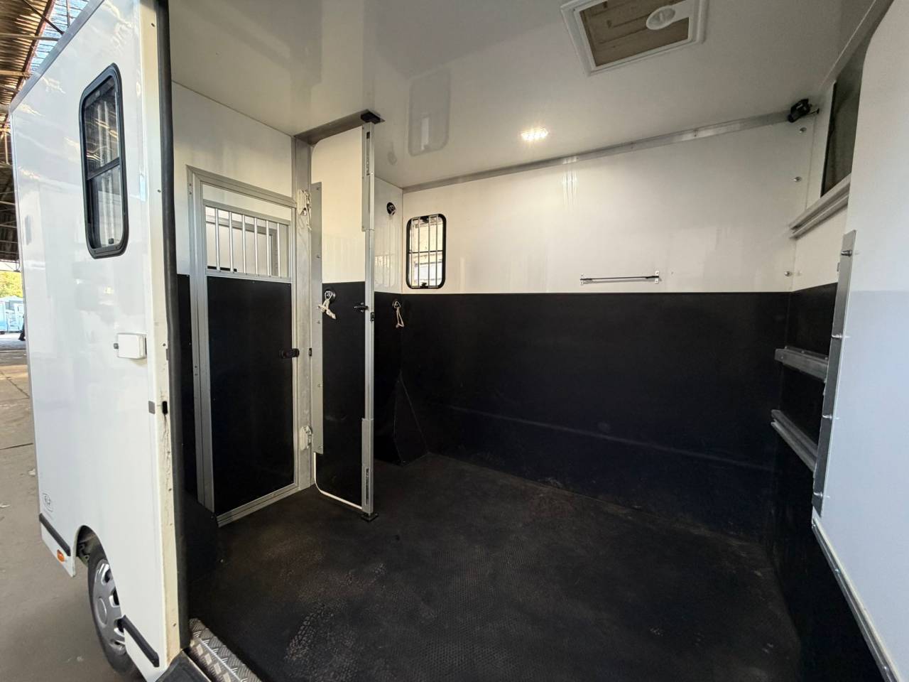 Kleine paardenvrachtwagen (B rijbewijs) ACR  2016 Tweedehands