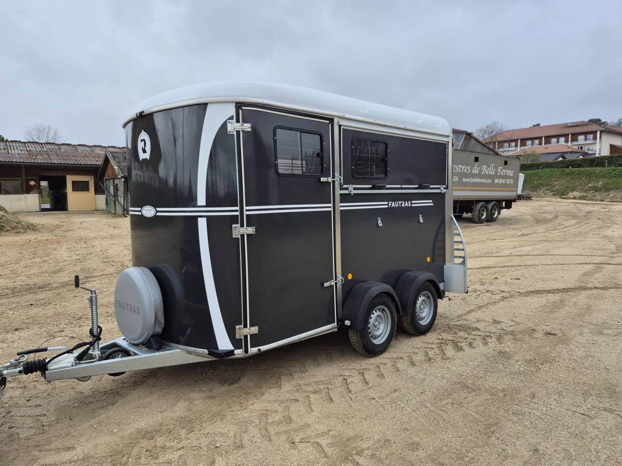 Paardentrailers Fautras Oblic X2 2 Paarden 2026 Nieuw
