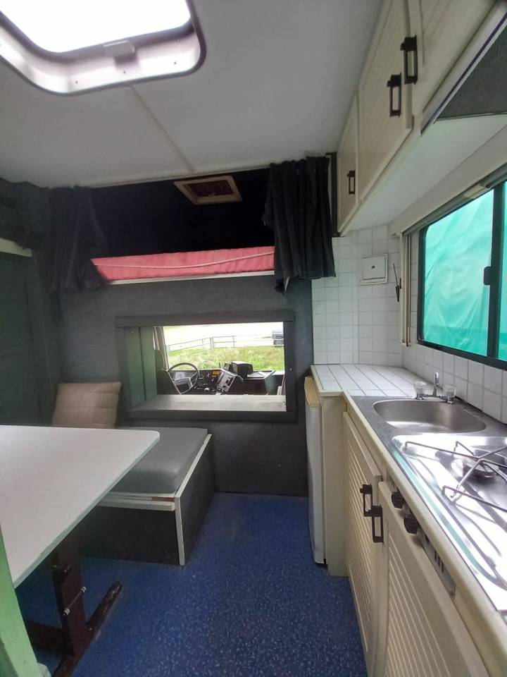 Zware paardenvrachtwagen (groot rijbewijs) Volvo FL 10 1989 Tweedehands