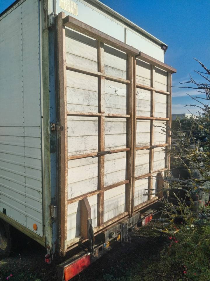 Kleine paardenvrachtwagen (B rijbewijs) Mitsubishi canter 1999 Tweedehands