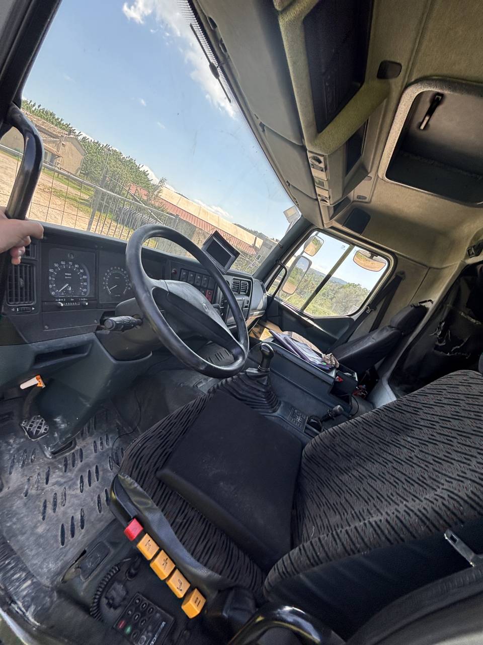 Zware paardenvrachtwagen (groot rijbewijs) Renault Prenium 1997 Tweedehands