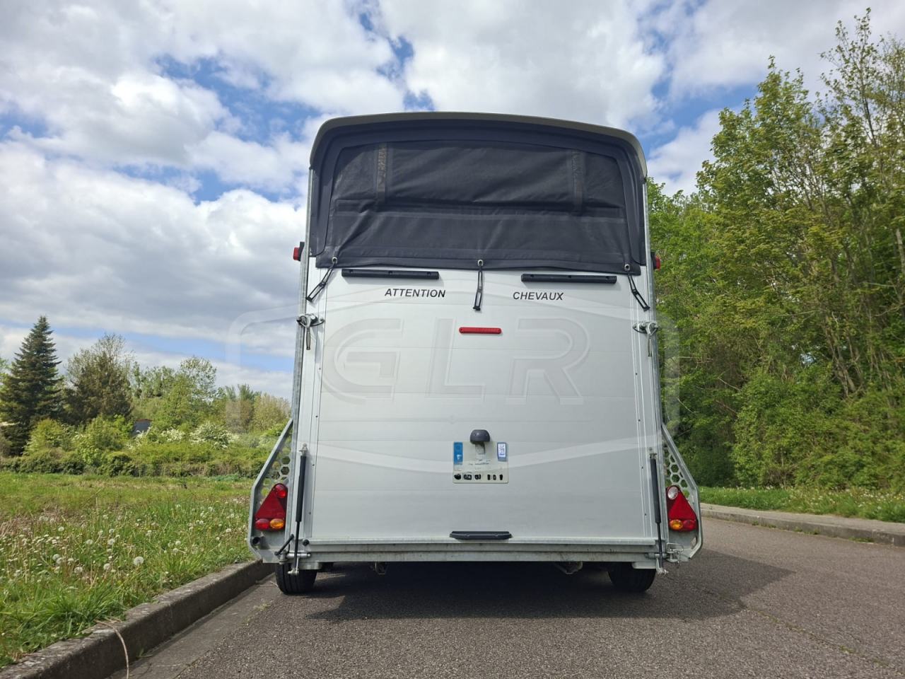 Paardentrailers Cheval Libert&eacute; Multimax 2 Paarden 2023 Tweedehands