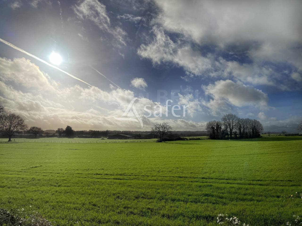 Landbouw bedrijf Koop Vend&eacute;e