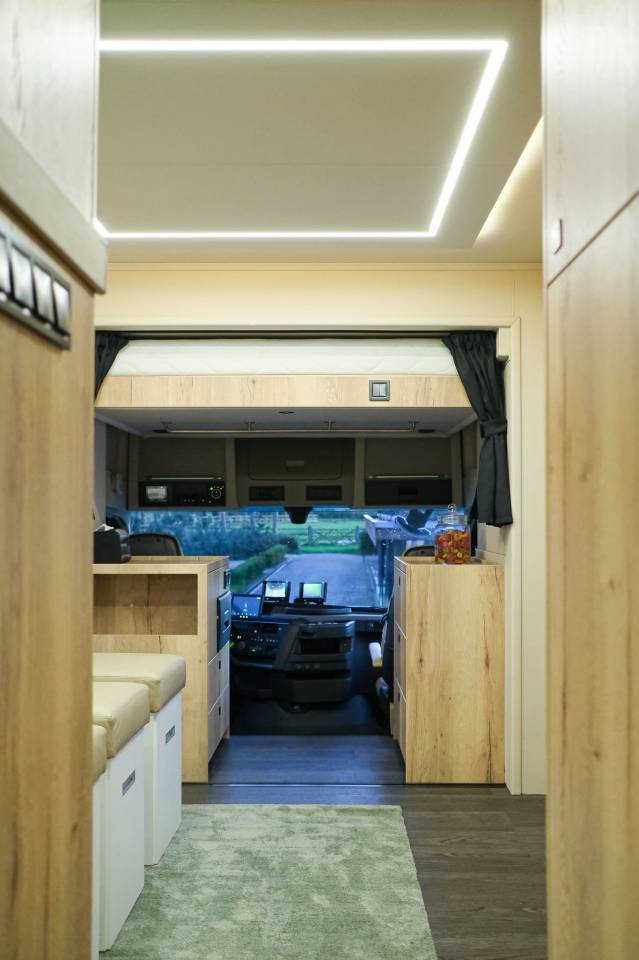 Zware paardenvrachtwagen (groot rijbewijs) Volvo  2022 Tweedehands